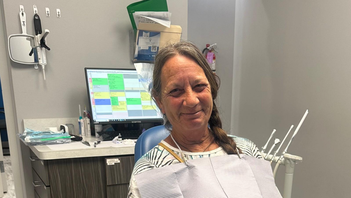 Save Aunt Linda's Smile - Support for Our Auxvasse Neighbor