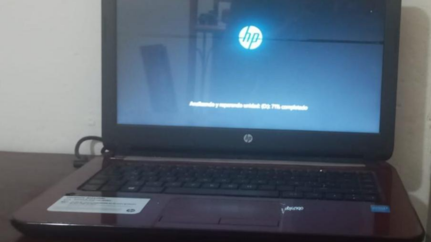 Apoyo para laptop: Estudiante de Ingeniería