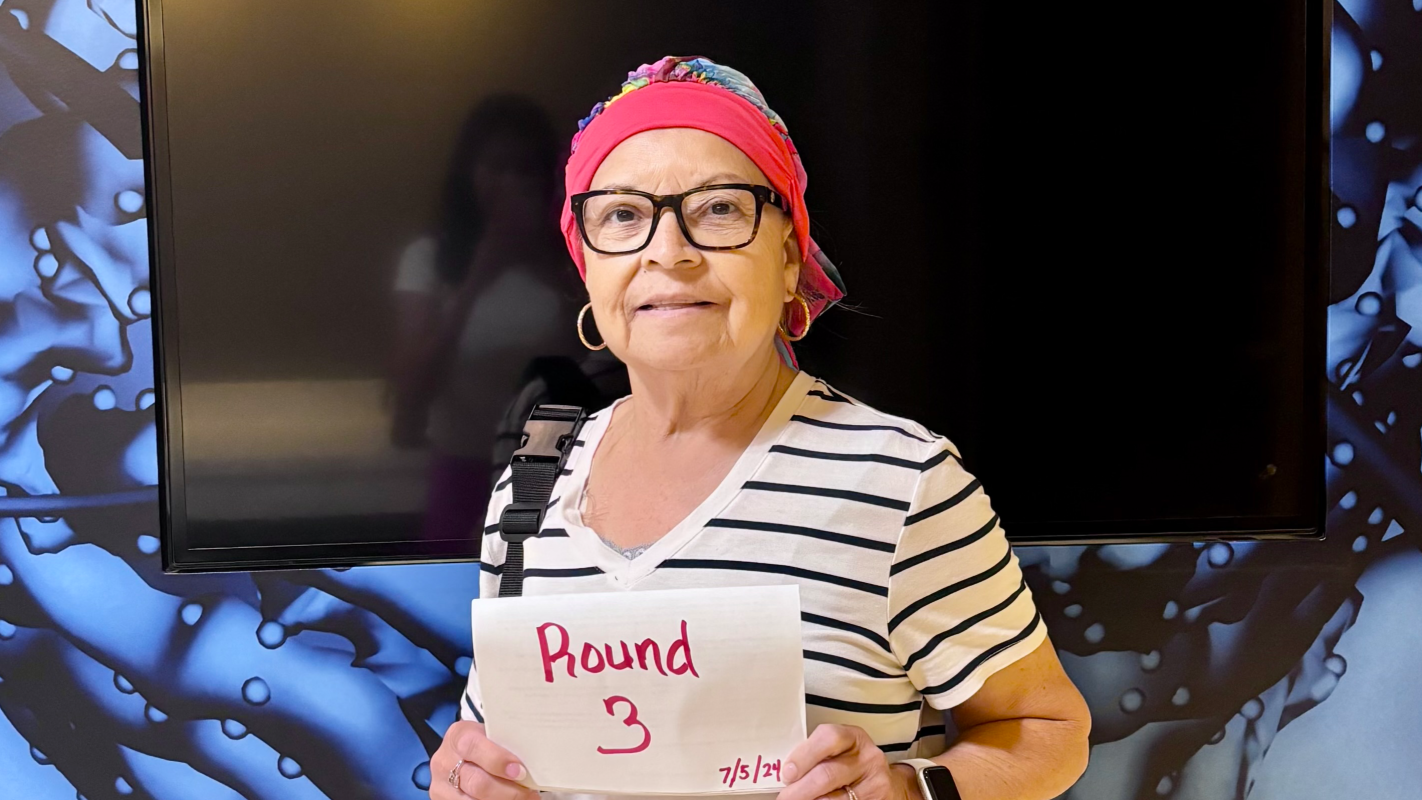 Lupe’s Christmas Cancer Treatment Donation