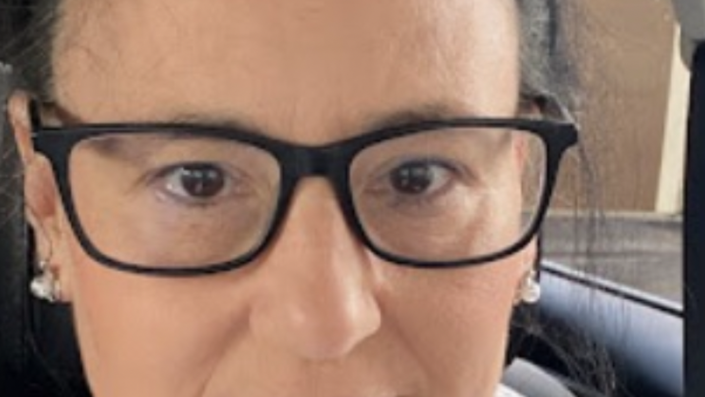 Portable vein for starting IVs to ease pt pain