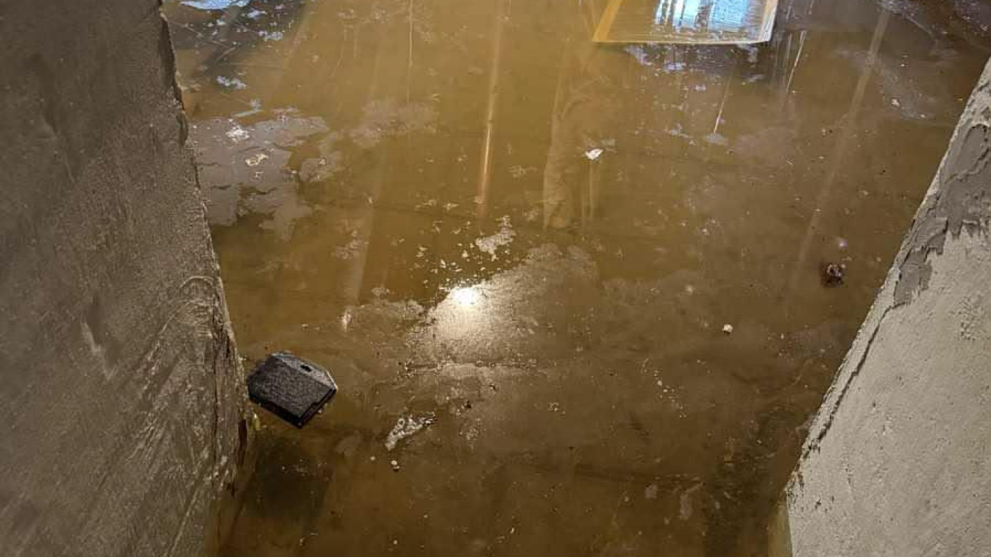 Help Yessica Recover After Catastrophic Pipe Burst