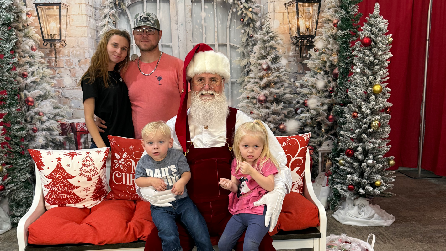 Help a small family in need