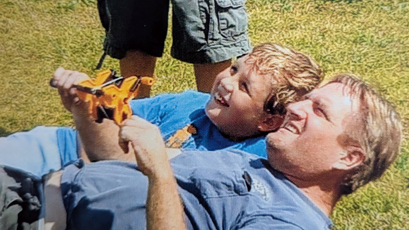 Help Noah be with his Dad