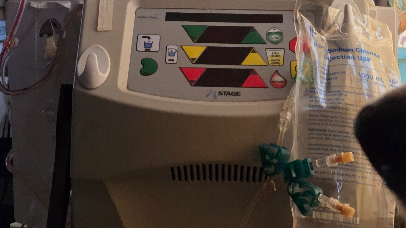 Vehicle to transport Dialysis Equipment While Working