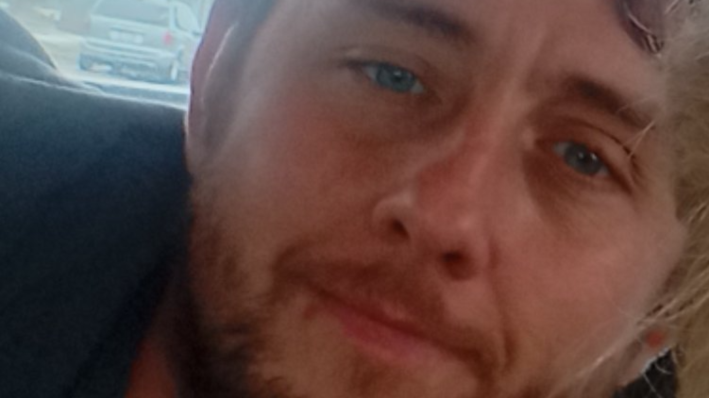 Help lay my son to rest