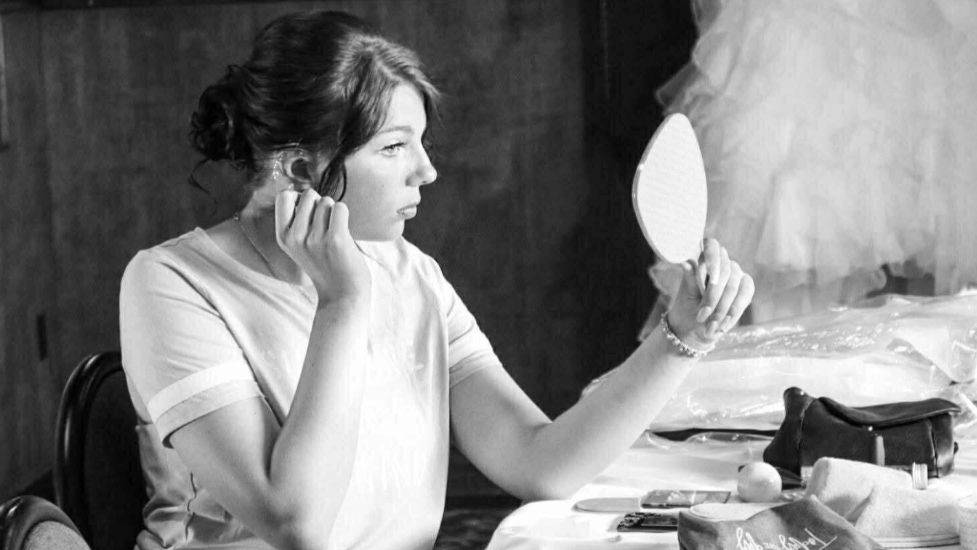 Help Bailey recover after a tragic car accident