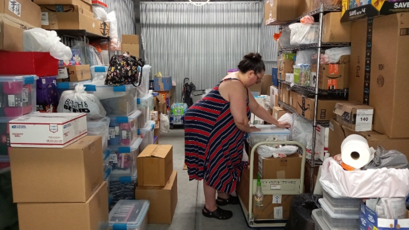 Help my friend not lose her Mom's belongings