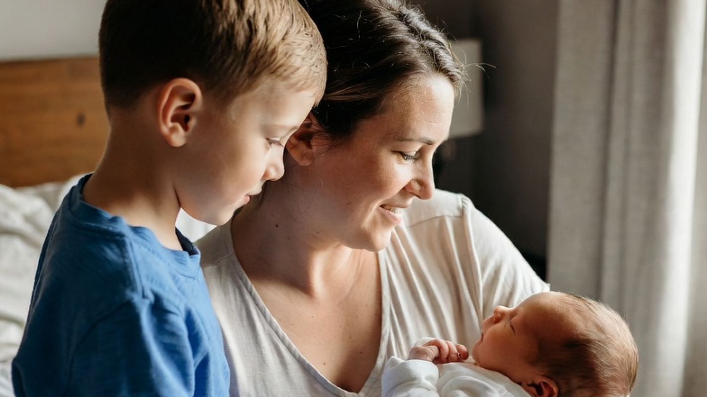 Help Mom & Sons (6 & 2mo) Escape Abuse – Safe Start