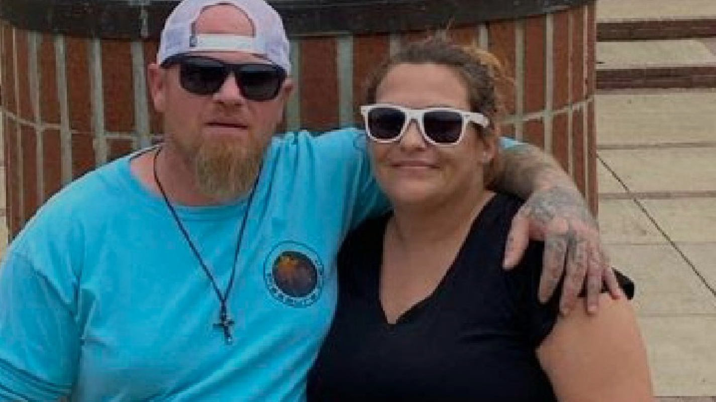 Melissa and family Needs Help getting back on Feet