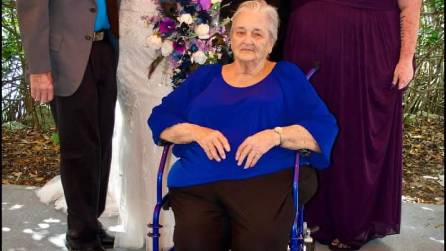 Please Help Raise money to Bury Alice White