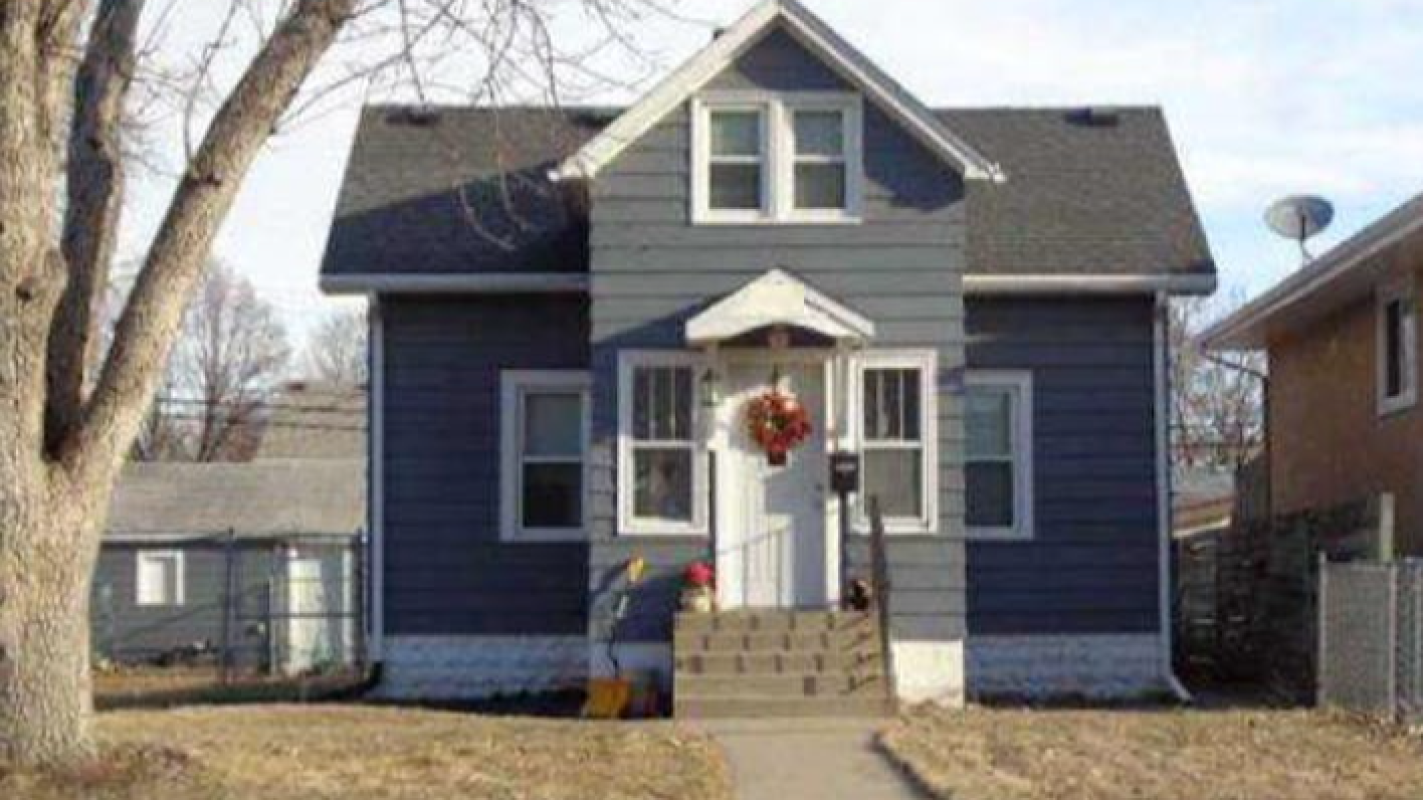 FIRST RESPONER WITH KIDS LOSING THEIR HOME