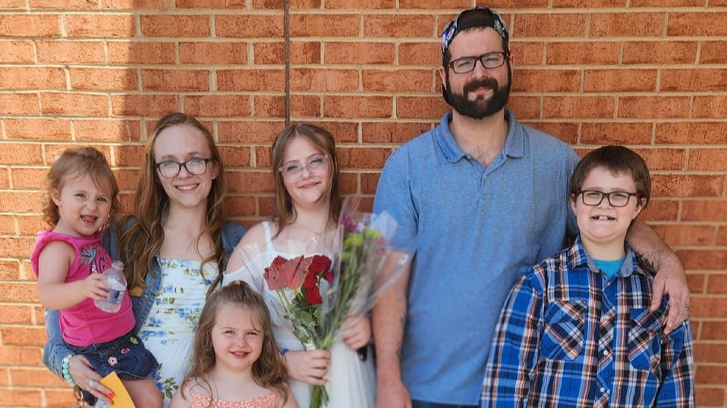 Please keep Slusher Kids together 4 for Christmas