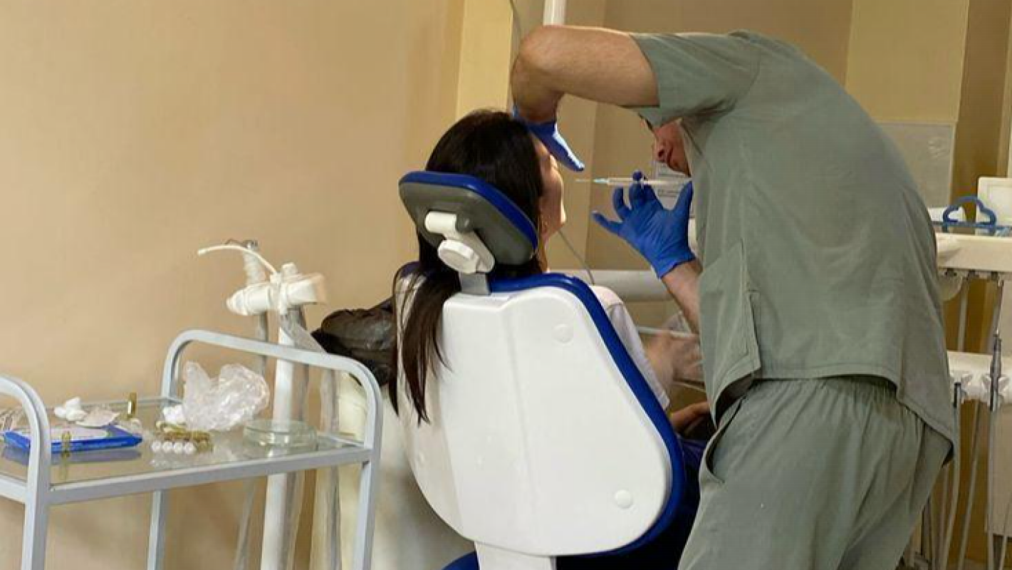 Help Rebecca Overcome Dental Emergency Debt