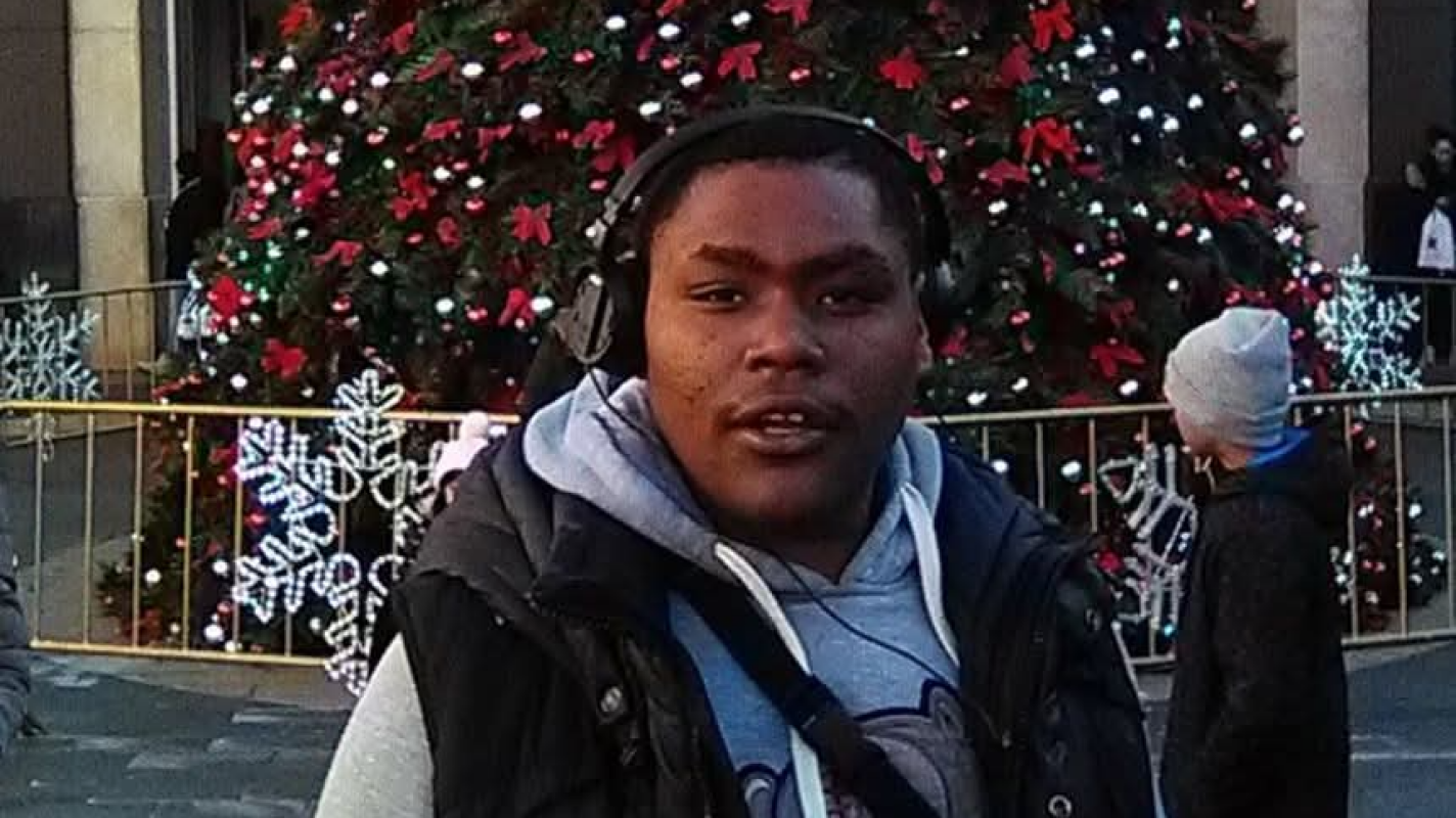 Help bury Julian pagan / pooh Bear
