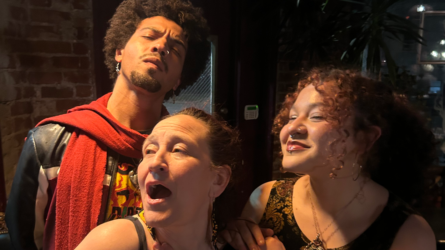 Help a mother out : travel fund