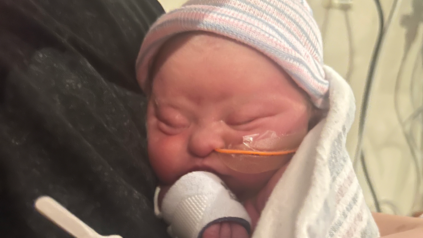 Baby Everly and the Mays Family