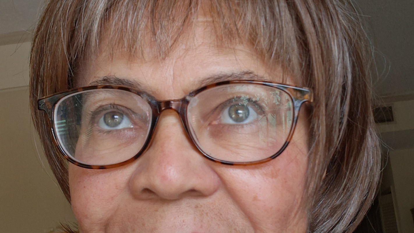 Save Miss Mia from Eviction