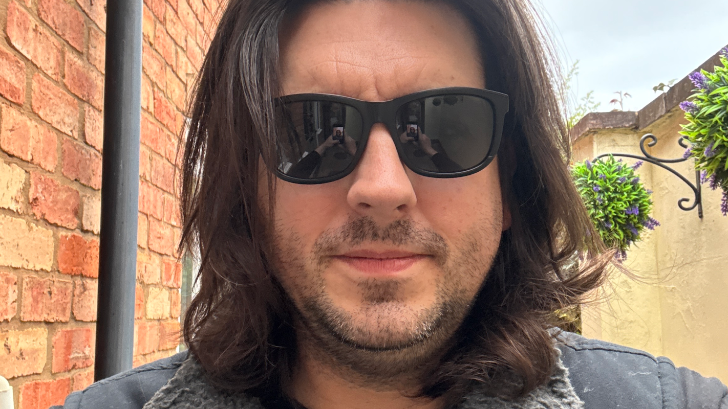 Help a Father Fight to Save His Daughter in the UK