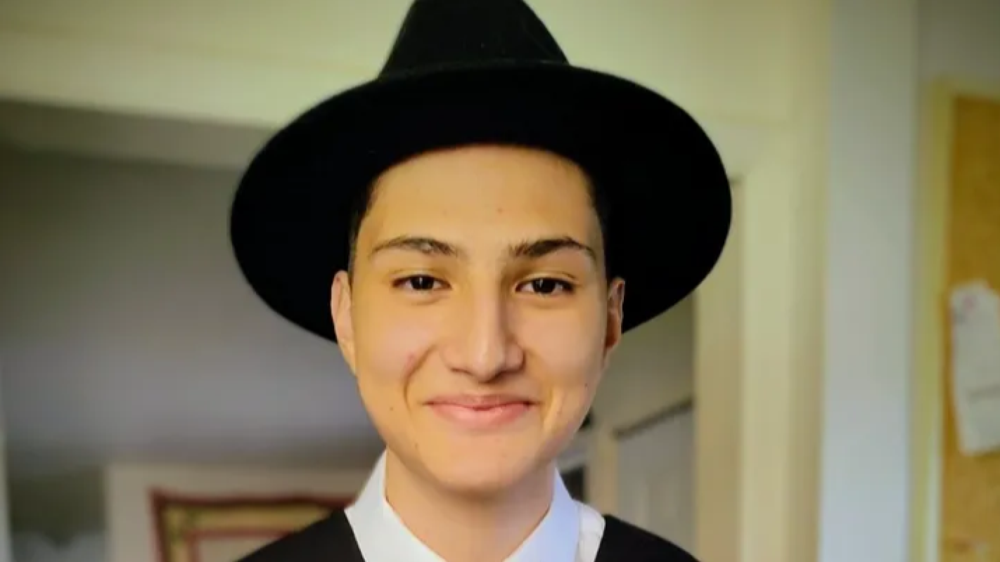 Help Manuel Heal and Recover