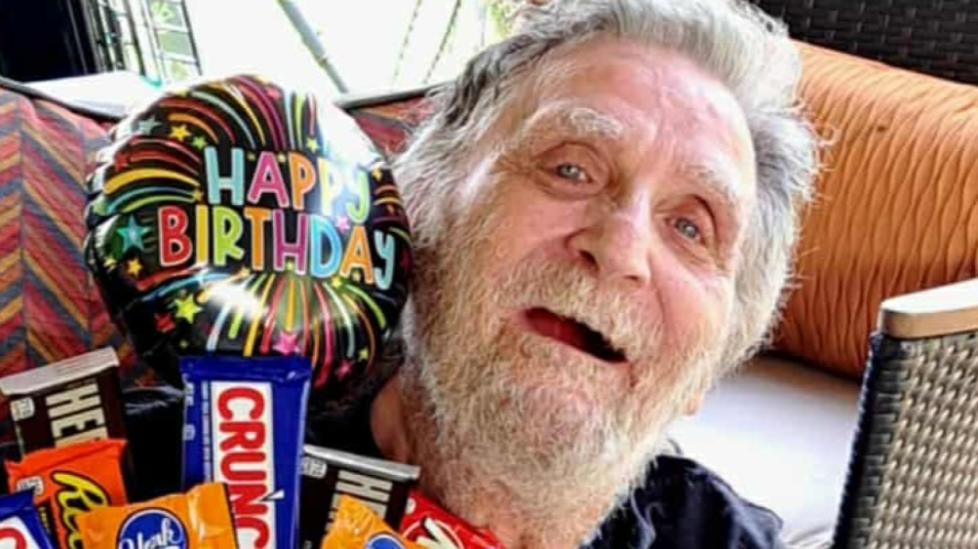 Bring my uncle farewell home