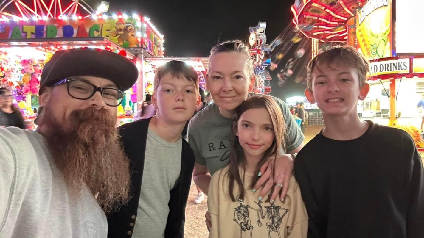 Help save my family’s Disneyland trip