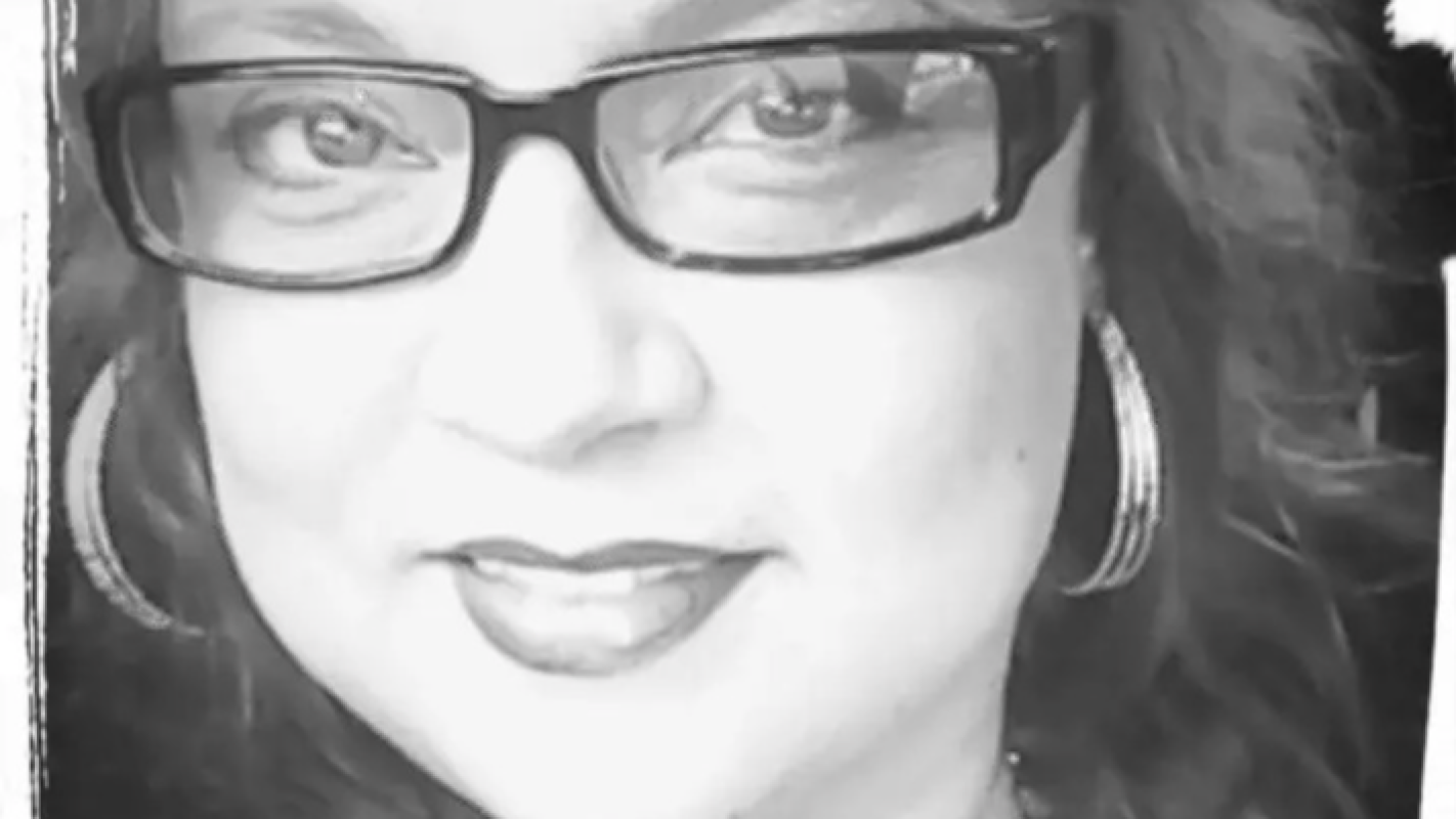 Reunite a loving mother, sister, friends remains with her daughter