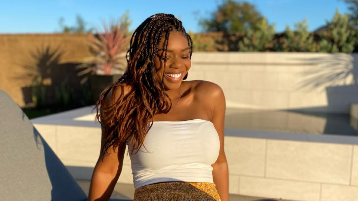 Kiara Grey Explore the World