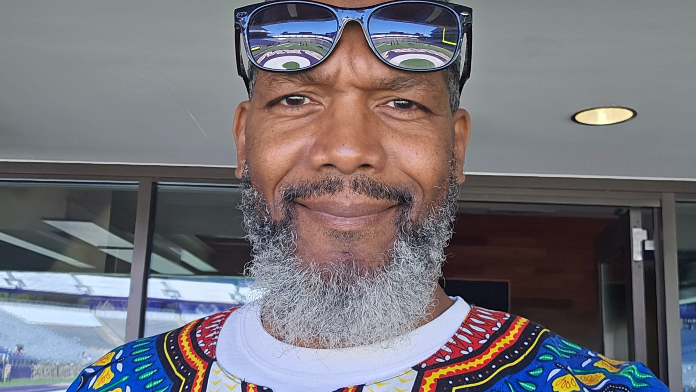 Para Educator Needs Your Help