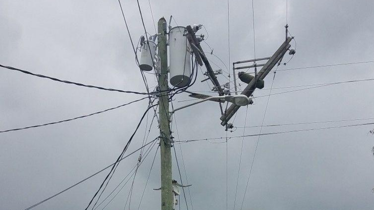 Help Allison Repair Damaged Electrical Mast