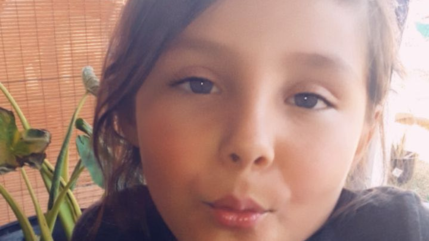 Niece Phoebe Melton
