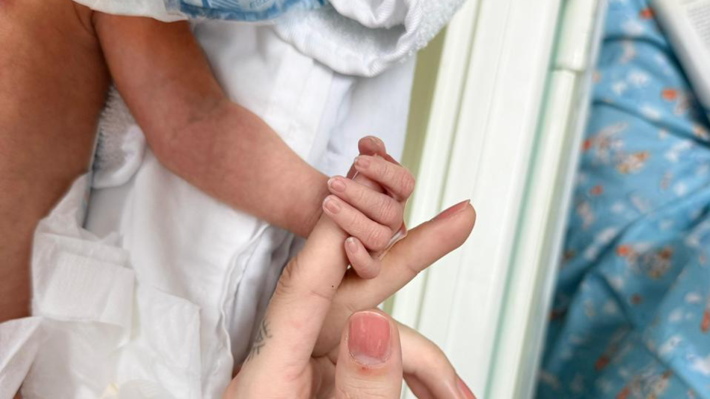 Granito de amor para Elio