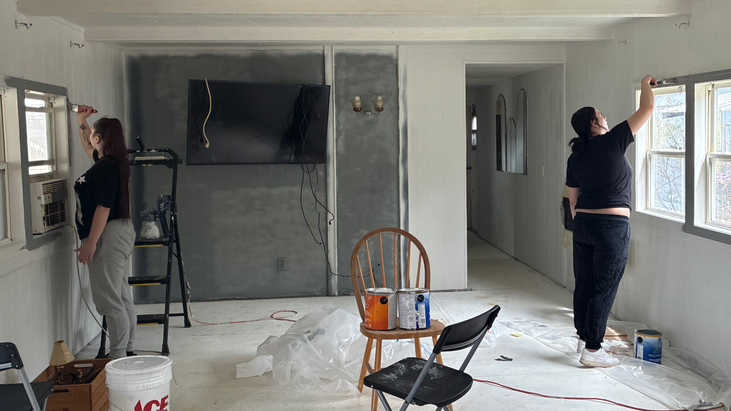 Restore my grandma home!